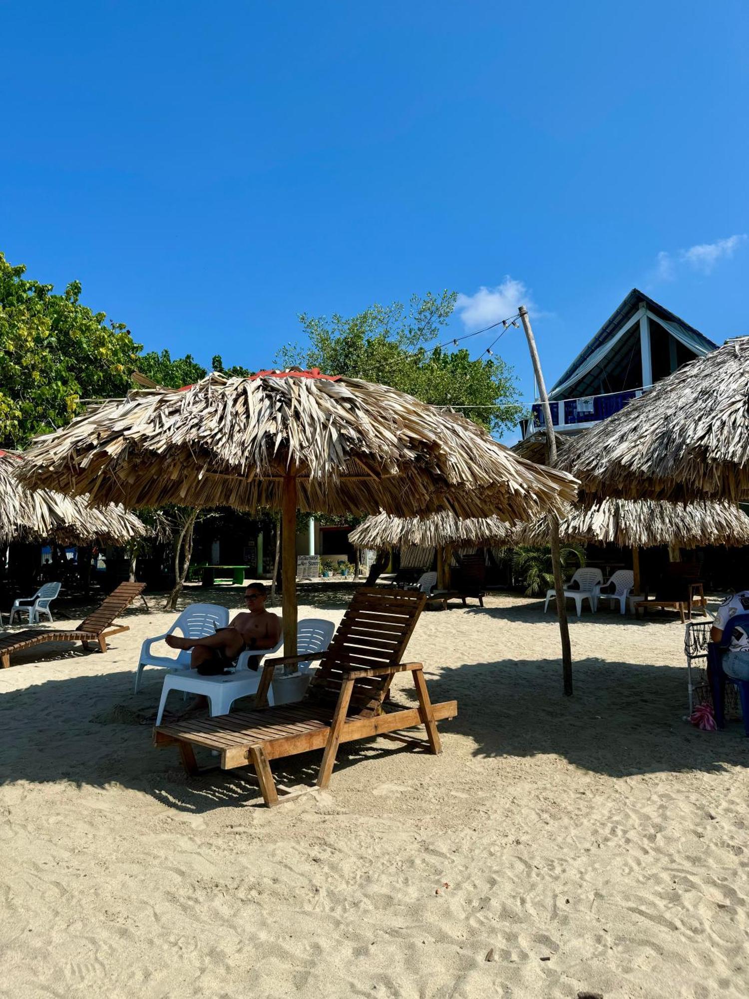 Hostel Beach House Rincon Екстер'єр фото